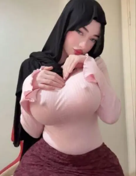 ESENYURT Escort Bayan TUĞÇE ELİT - İstanbul VIP Eskort Modelleri 2026