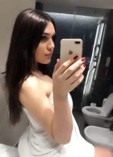 Pelin Ek Fotoğraf 3